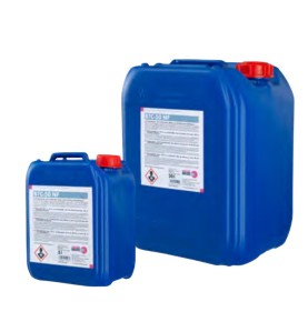 A stylish image showcasing the Binzel BTC20 NF Kühlflüssigkeit 20 l für Wasserkühler aller Art, featuring the product reference 192.0267.1 by Abicor Binzel, available for 128,72 €.